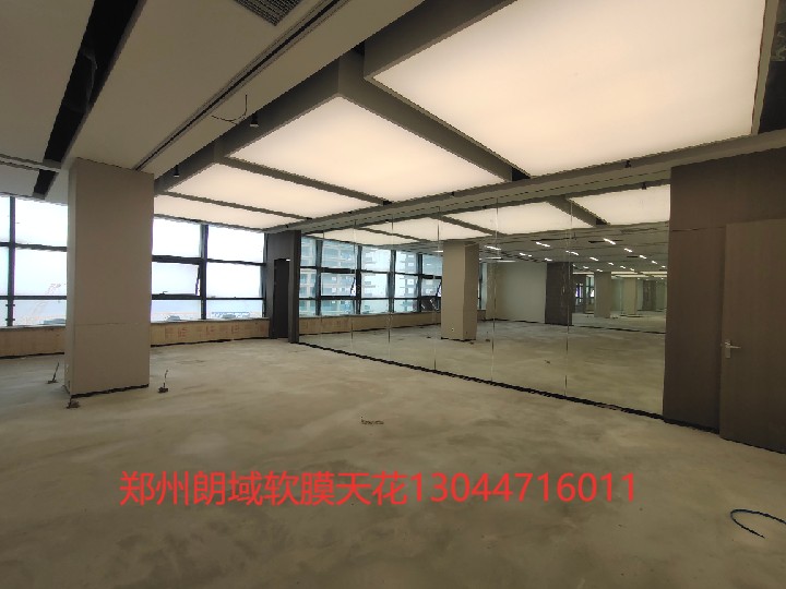 浙商银行(郑州湖心岛)